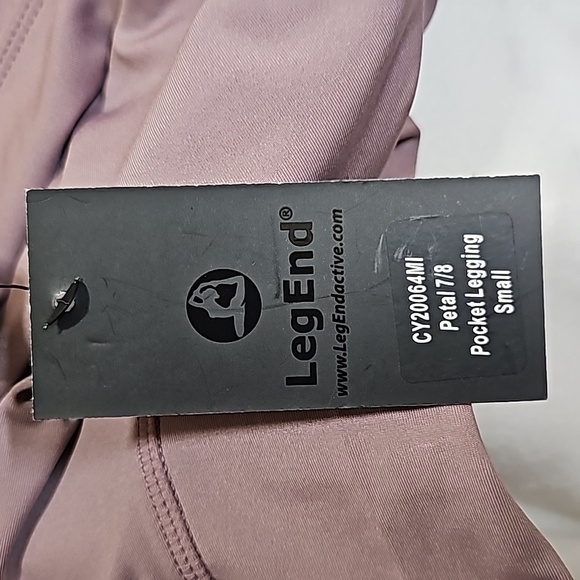 Legend and 90°Degree Leggings - Picture 12 of 13